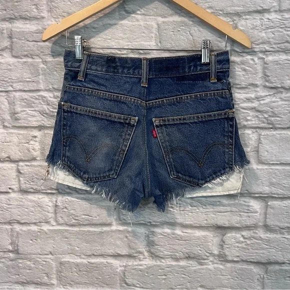 Levi’s Women’s 27” Cut Off Super Short Upcycled Repurposed Denim Shorts - Picture 2 of 7